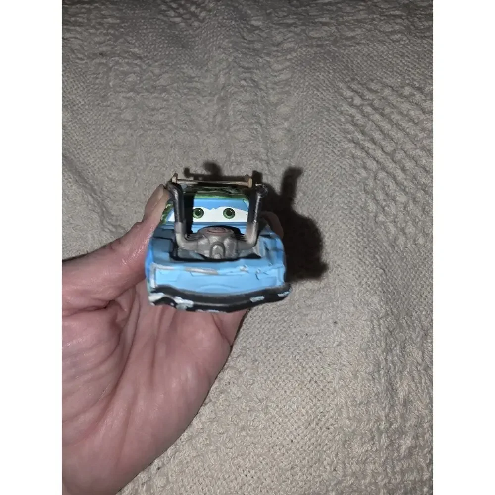 Disney Pixar Cars 3 Superfly #72 Demo Derby Missing 2 Rubber Tires Mattel